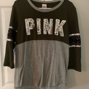 VS 3/4 sleeve with sequins!